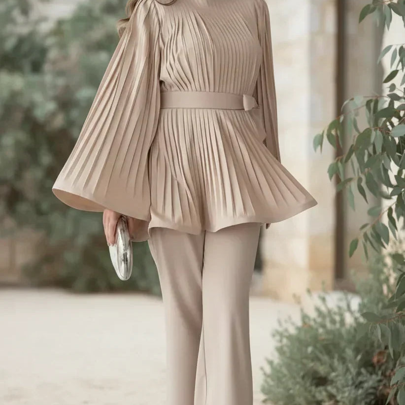 Women's Ivory Two Piece Set