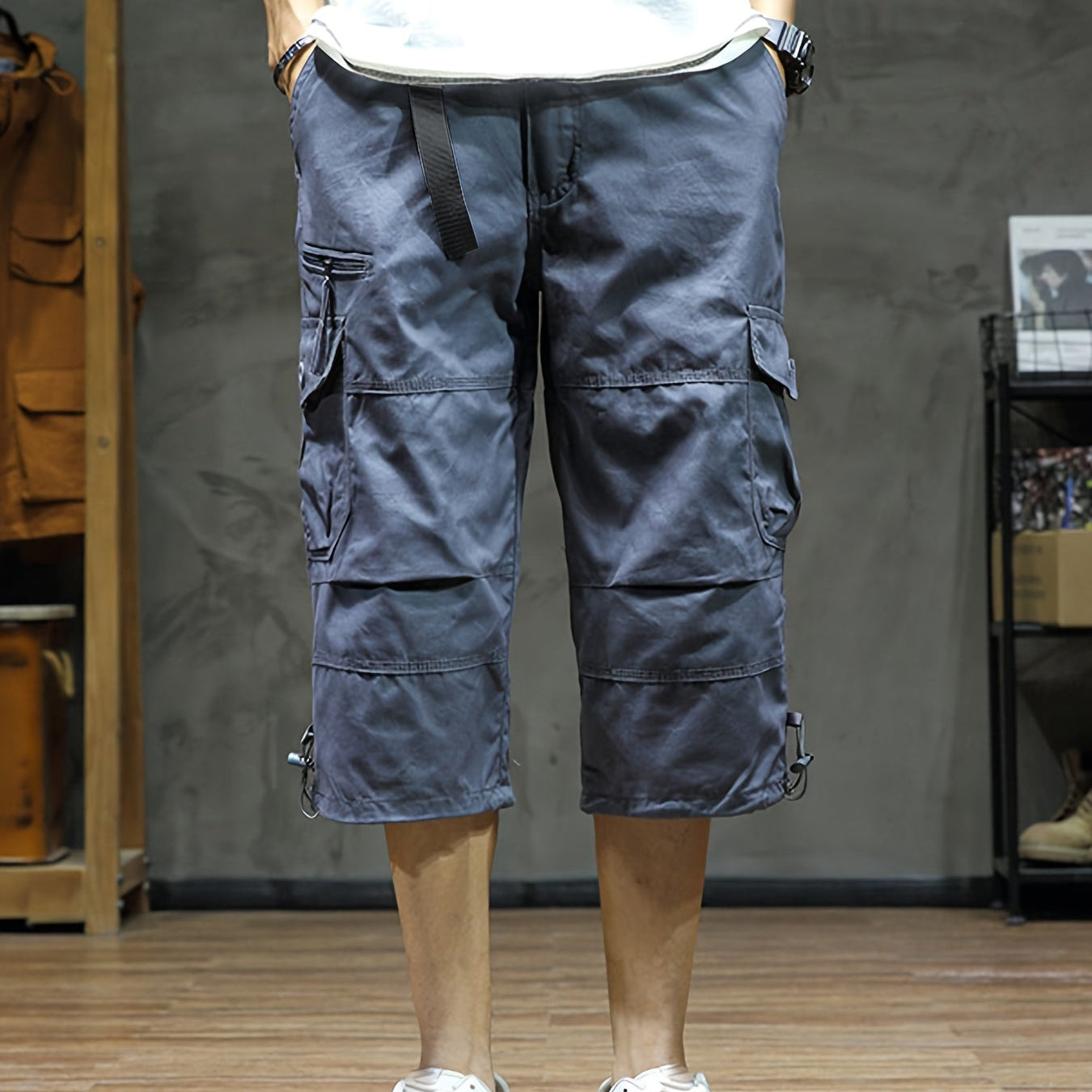 Men's Relaxed Fit 3/4 Cargo Shorts with Drawstring